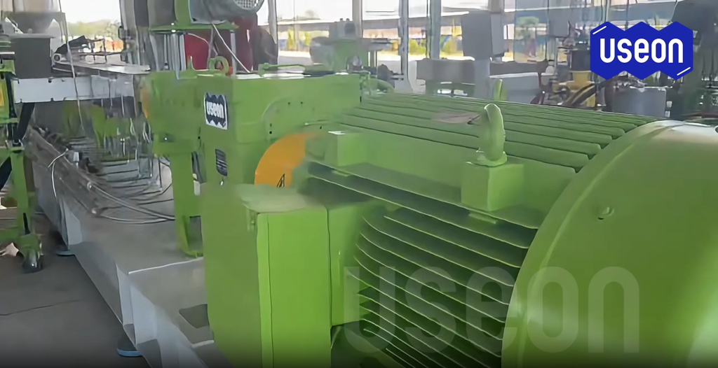 SAT65 Twin Screw Extruder | Compounding Modification with Flame Retardant & Glass Fibe